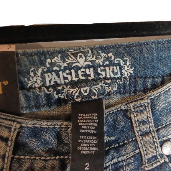 PAISLEY SKY Light Denim Solid Contrast Stitching Button Flap Jeans 2 NWT - Picture 3 of 6